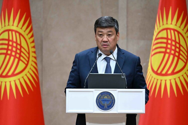 Qırğızıstanda Baş nazirin müavini istefa verib