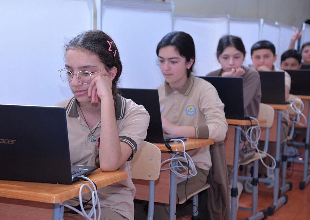 Şagirdlərin elektron yerdəyişməsi başlayıb