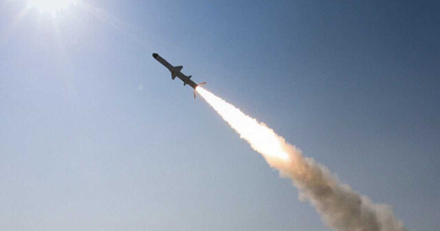 KİV: İran İsrailə doğru raketlər buraxıb