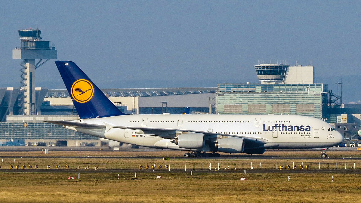 "Lufthansa" Yaxın Şərqin bir neçə şəhərinə uçuşları dayandırıb