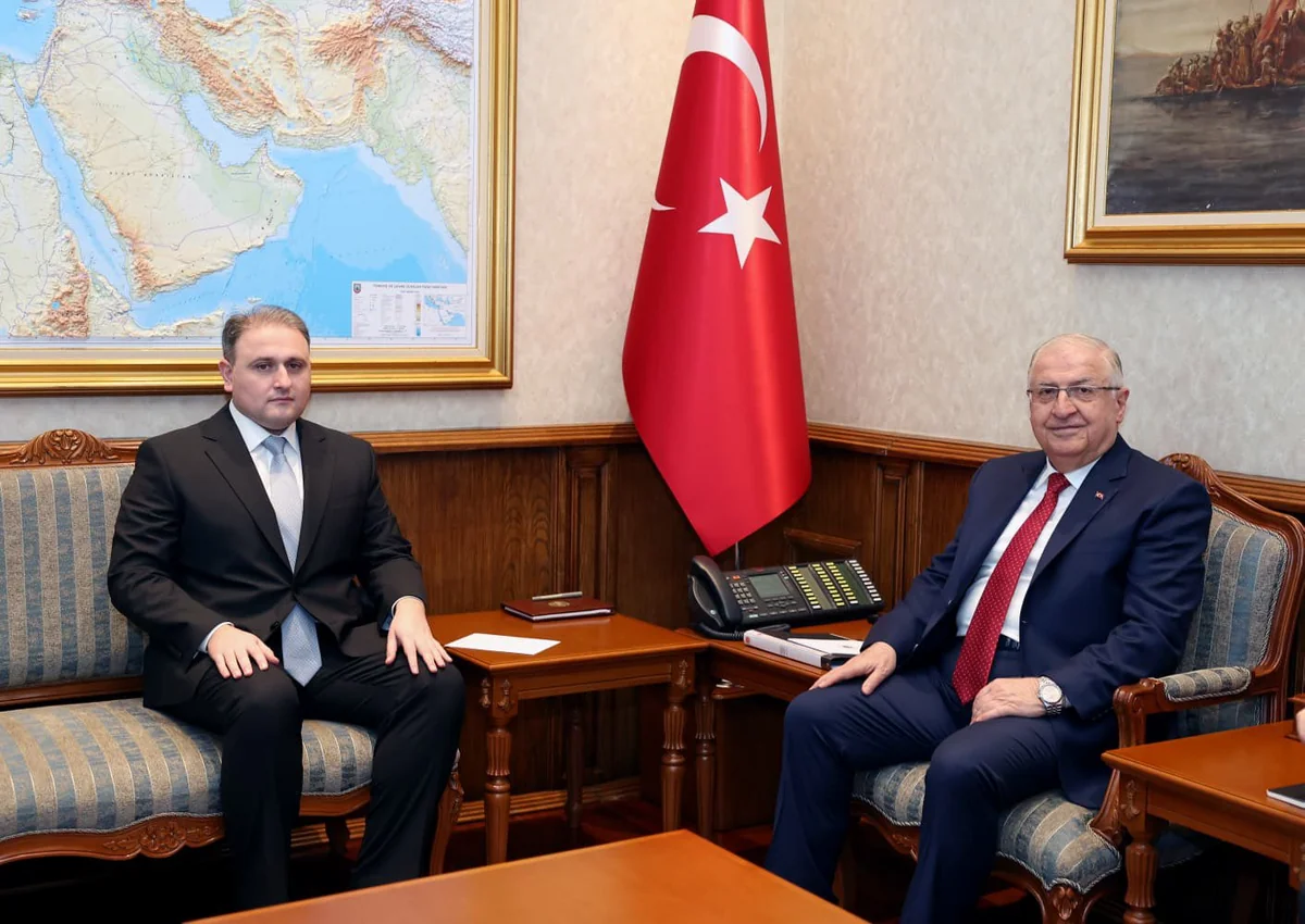 Yaşar Gülər və Vüqar Mustafayev görüşüb