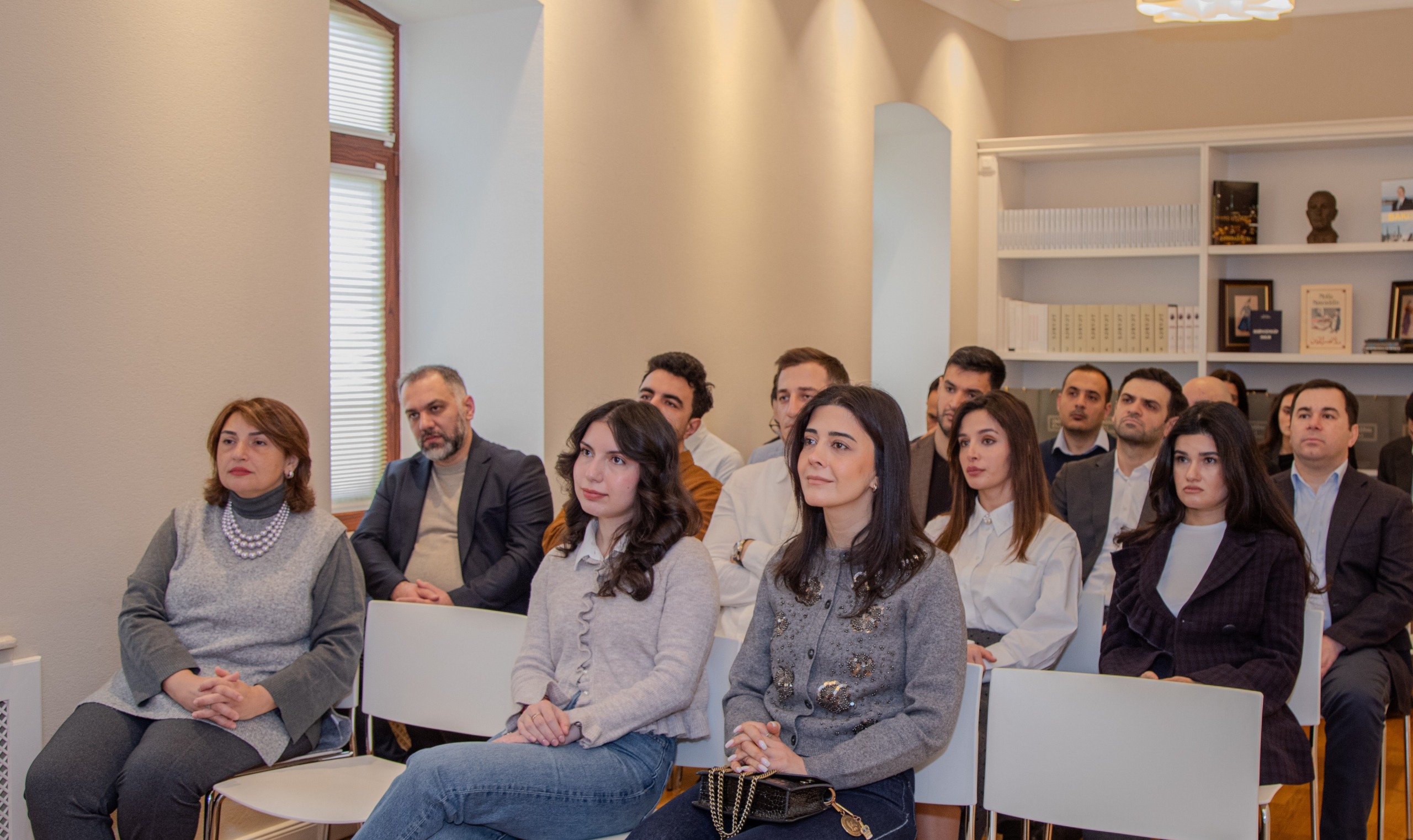 “Yüksəliş” müsabiqəsinin qalibləri üçün “Ədibin Evində Yüksəliş” silsilə görüşlərinin ikinci sessiyası keçirilib
