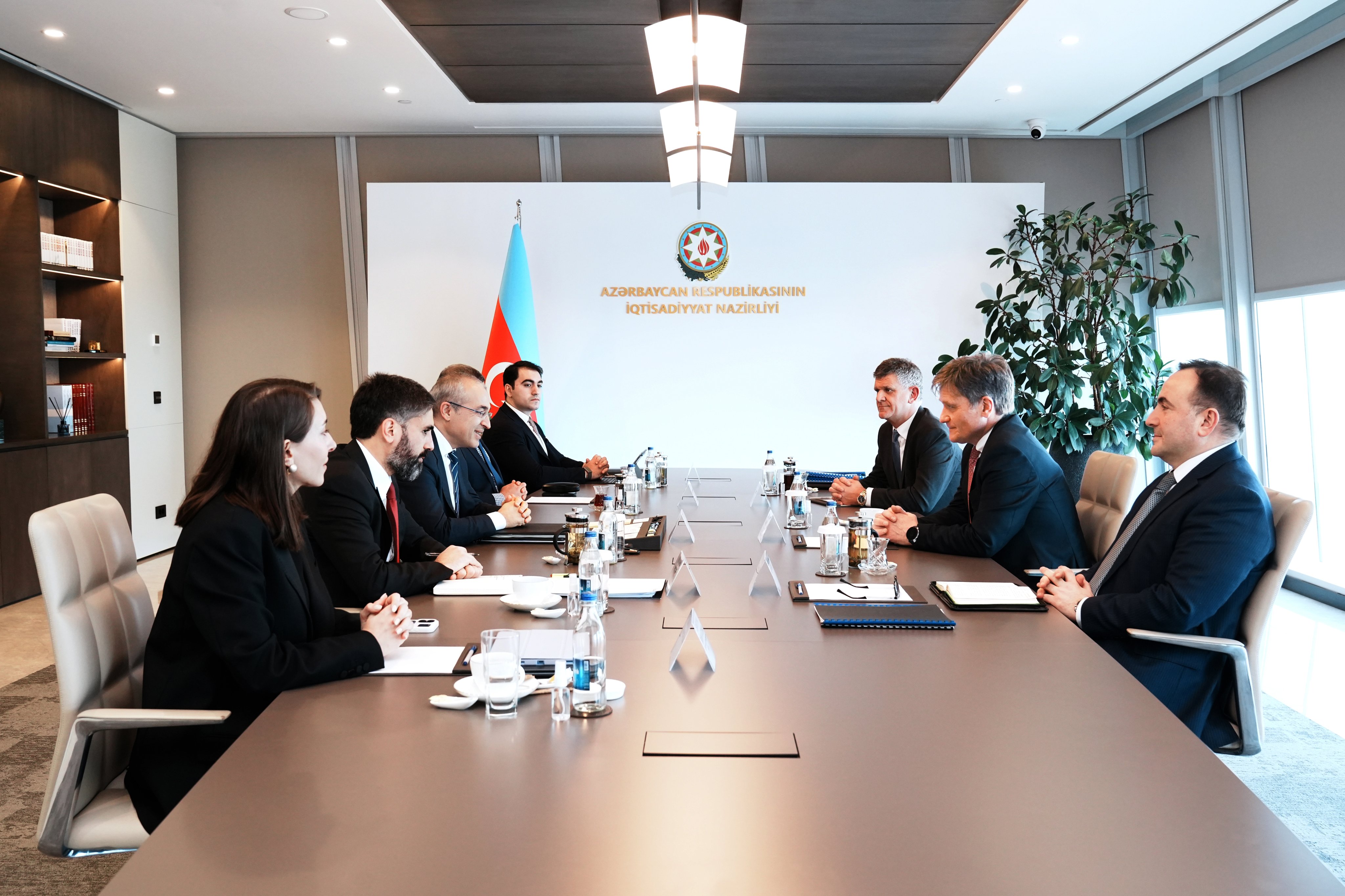 Mikayıl Cabbarov bp rəhbərliyi ilə əməkdaşlıq və yaşıl enerji məsələlərini müzakirə edib