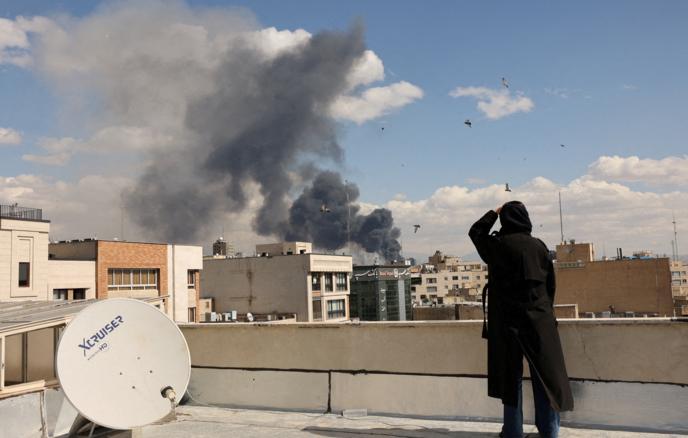 İsrail İranın hökumət binasına zərbə endirib