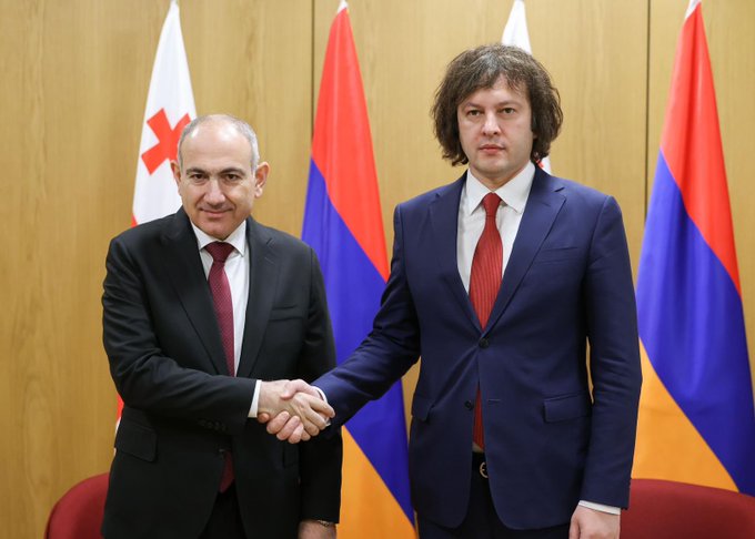 Gürcüstan və Ermənistan iqtisadi əməkdaşlığın inkişaf etdirilməsini müzakirə edib