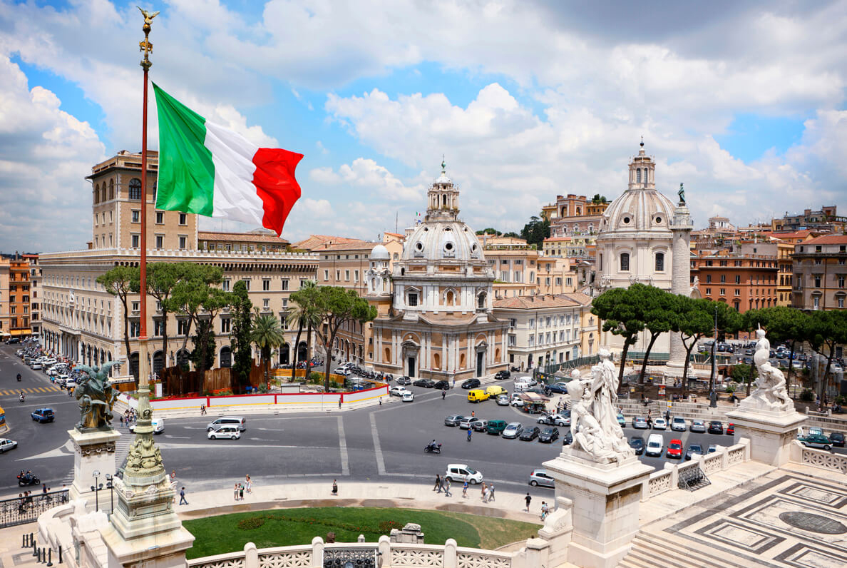 İtaliyada benzin və dizel yanacağının qiymətləri kəskin şəkildə artır