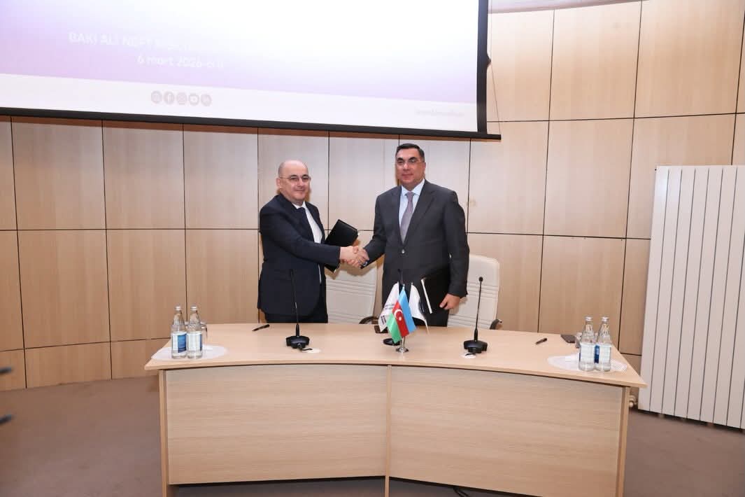AVF ilə Bakı Ali Neft Məktəbi arasında əməkdaşlıq memorandumu imzalanıb