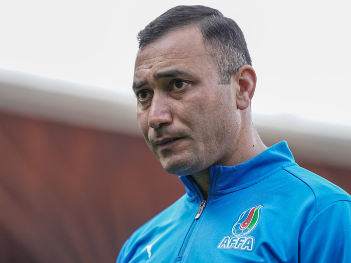 Millinin baş məşqçisi: Oyunçuları həm fiziki, həm də psixoloji cəhətdən hazırlamalıyıq