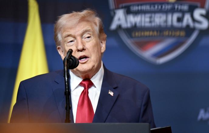 Tramp hazırkı Venesuela hökumətini rəsmi olaraq tanıdığını elan edib