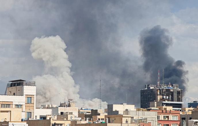 İranın Bəhreynə hücumu nəticəsində 30-dan çox insan yaralanıb