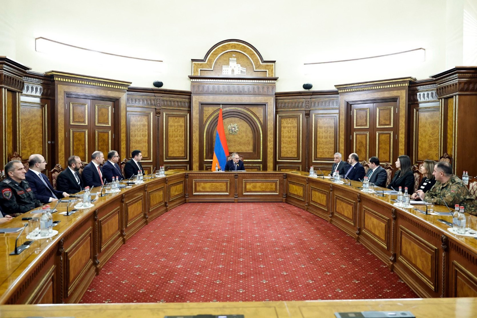 Paşinyan Ermənistan Təhlükəsizlik Şurasının iclasını çağırıb