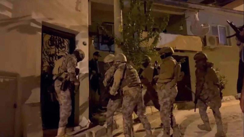 İstanbulda İŞİD əməliyyatı: 13 nəfər saxlanılıb