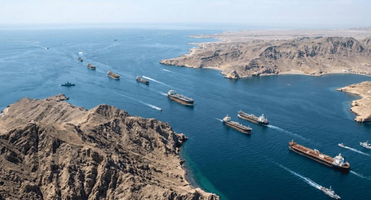 İran Hindistan gəmilərinin Hörmüz boğazından təhlükəsiz keçidinə icazə verib