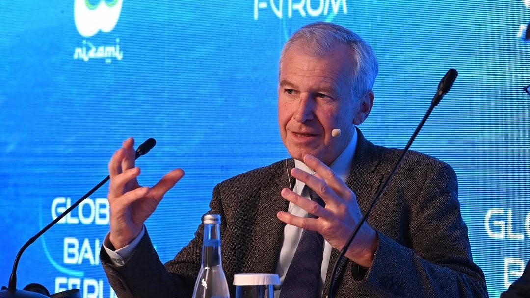 Belçikanın sabiq Baş naziri: Azərbaycanı ittiham edib ondan qaz istəmək utancvericidir