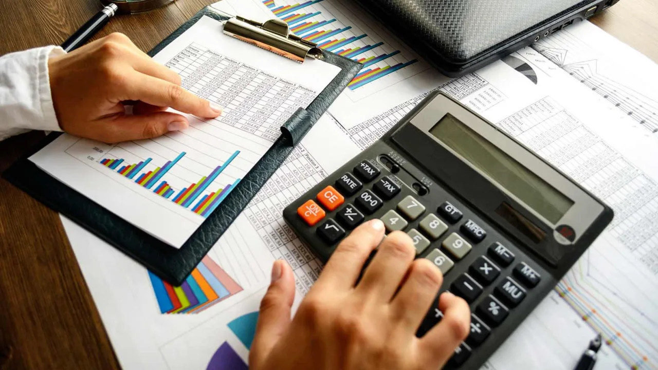 Azərbaycanda vergi ödəyicilərinin sayı 5 % artıb