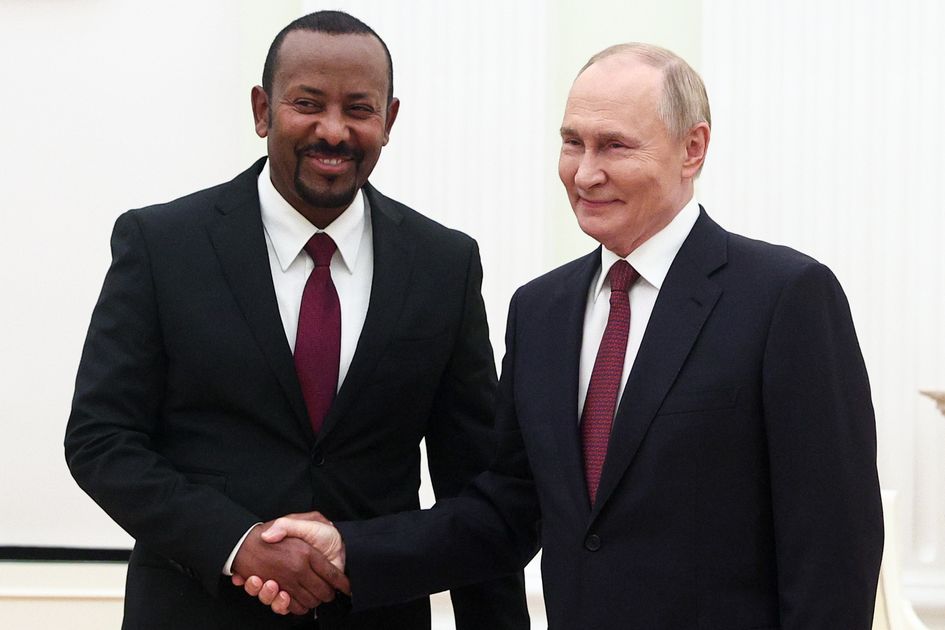 Putin Efiopiyanın Baş naziri ilə telefon danışığı aparıb