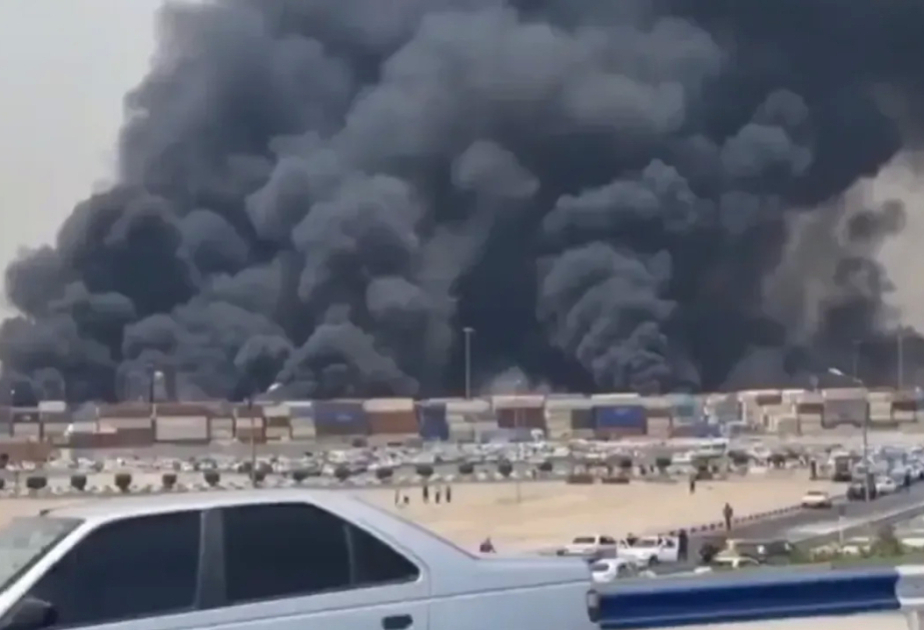 İranın cənubundakı Bəndər Abbasda güclü partlayışlar baş verib