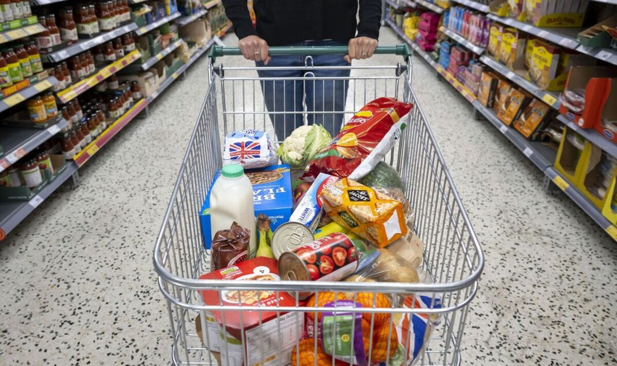 Pərakəndə ticarət dövriyyəsi 3,6 faiz artıb