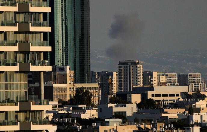 İran İsrailə daha bir raket hücumu həyata keçirib