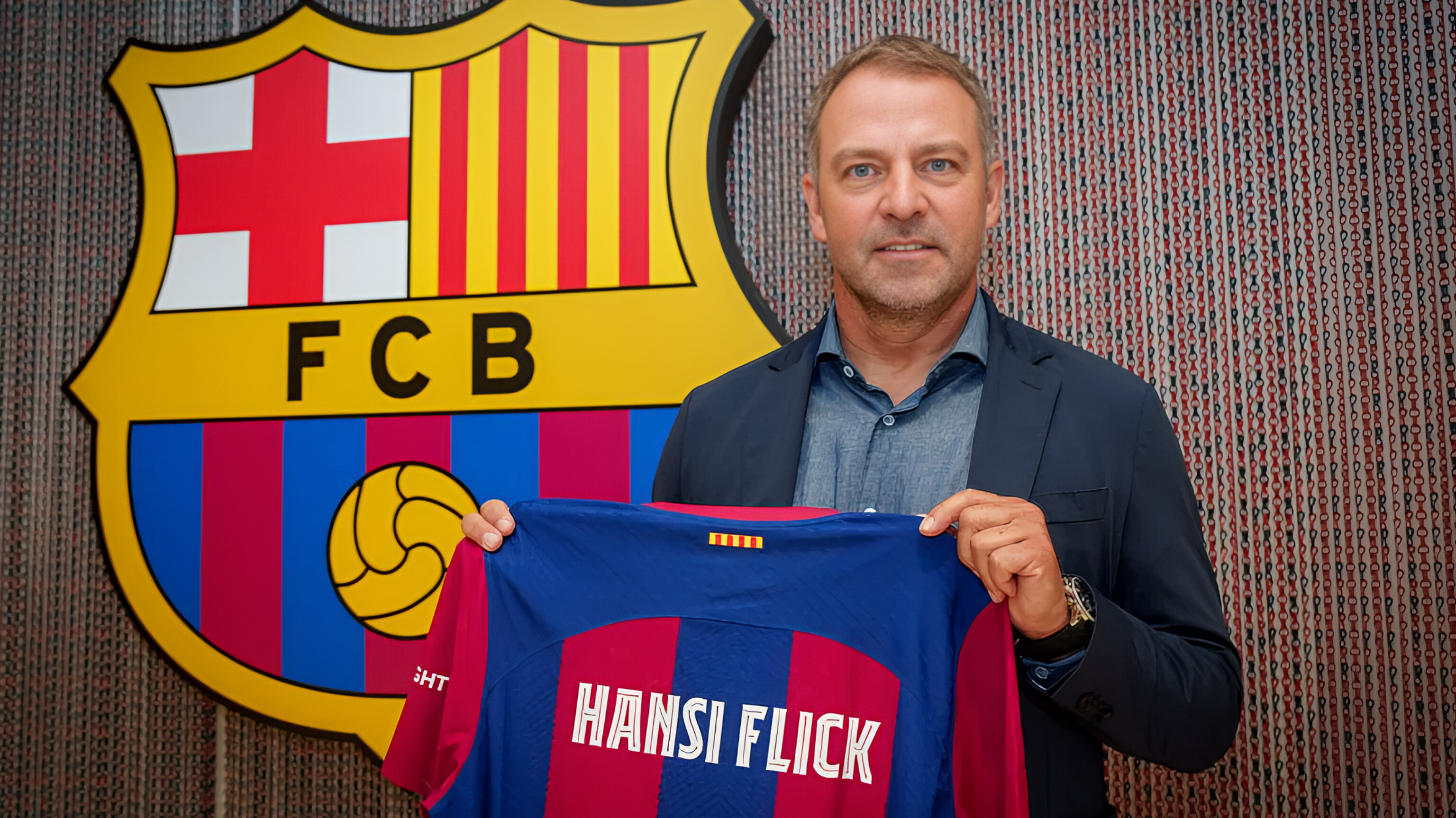 "Barselona" Fliklə müqaviləni uzadır 