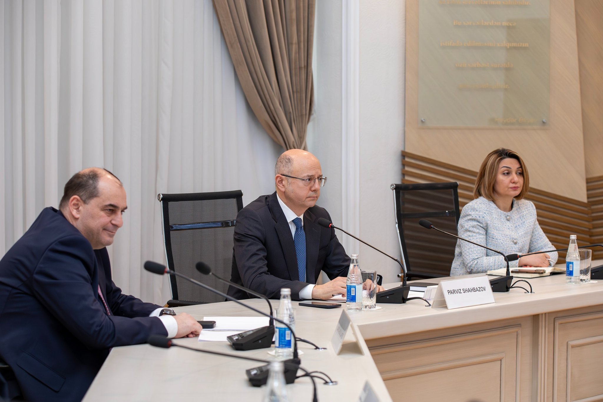 Pərviz Şahbazov “PowerChina Resources Ltd” rəhbərliyi ilə enerji layihələrini müzakirə edib