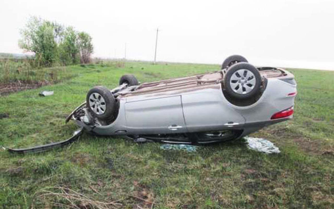 Tovuzda avtomobil dərəyə aşıb, sürücü ölüb