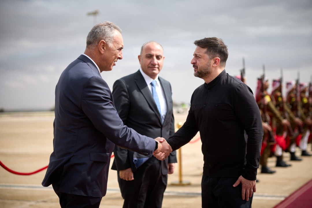 Ukrayna Prezidenti İordaniyada səfərdədir