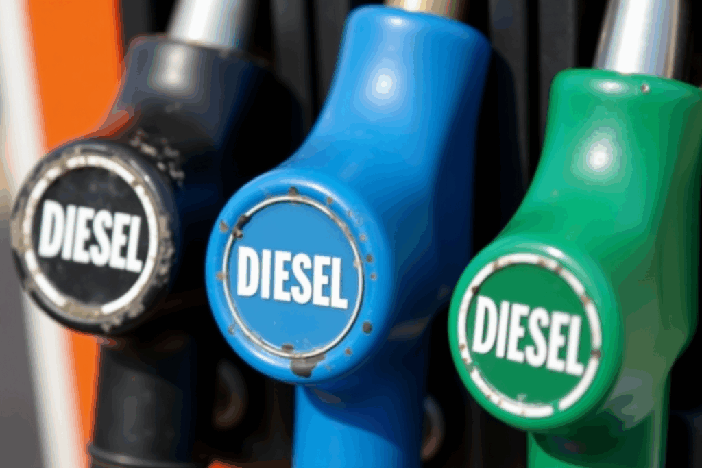 Fransada dizel yanacağının qiyməti son 40 ilin ən yüksək həddini keçib