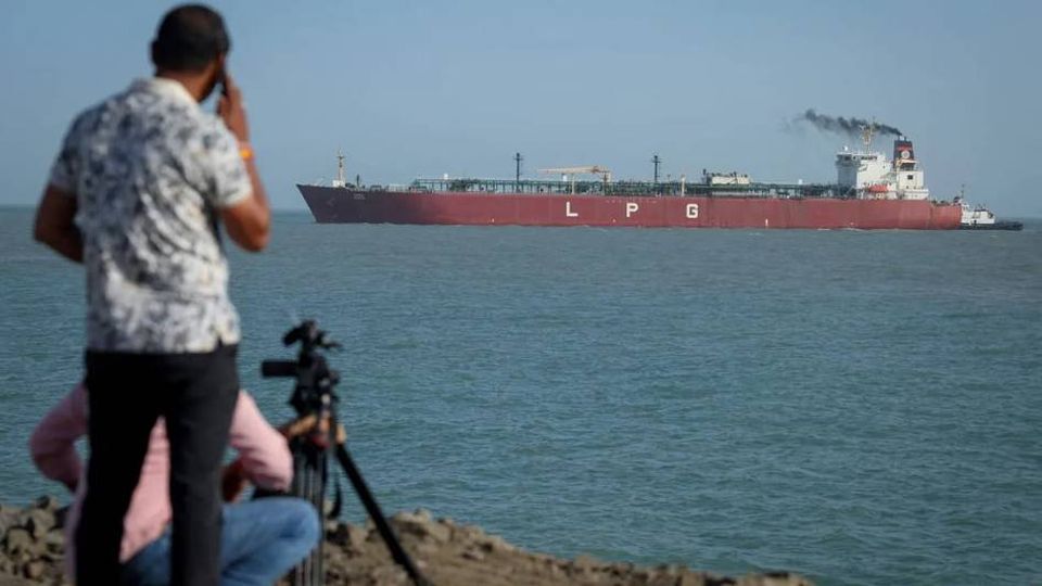 Böyük Britaniya Hörmüz boğazının açılması ilə bağlı 35 ölkə ilə danışıqlar aparacaq