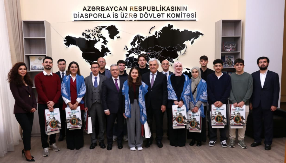 Türk şəhid övladları Diasporla İş üzrə Dövlət Komitəsində olublar