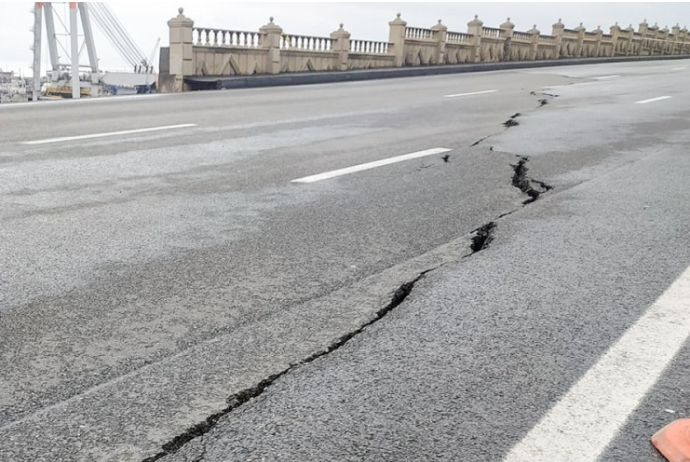 Bibiheybət yolunda torpaq sürüşməsinin olduğu ərazi nəzarətdə saxlanılır - BİRGƏ MƏLUMAT