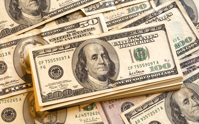 Azərbaycanın dövlət büdcəsi ilk rübdə proqnozları üstələyib