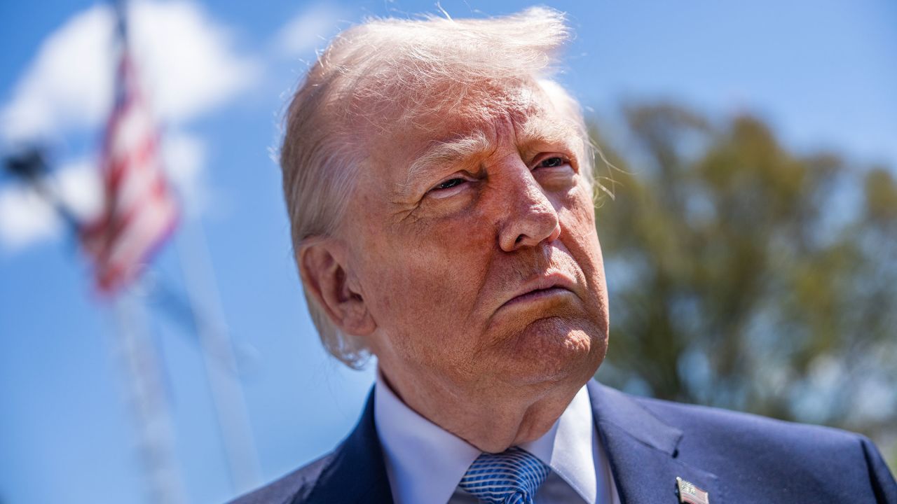 Tramp: ABŞ İrana qarşı hücumları iki həftəlik dayandırmağa hazırdır