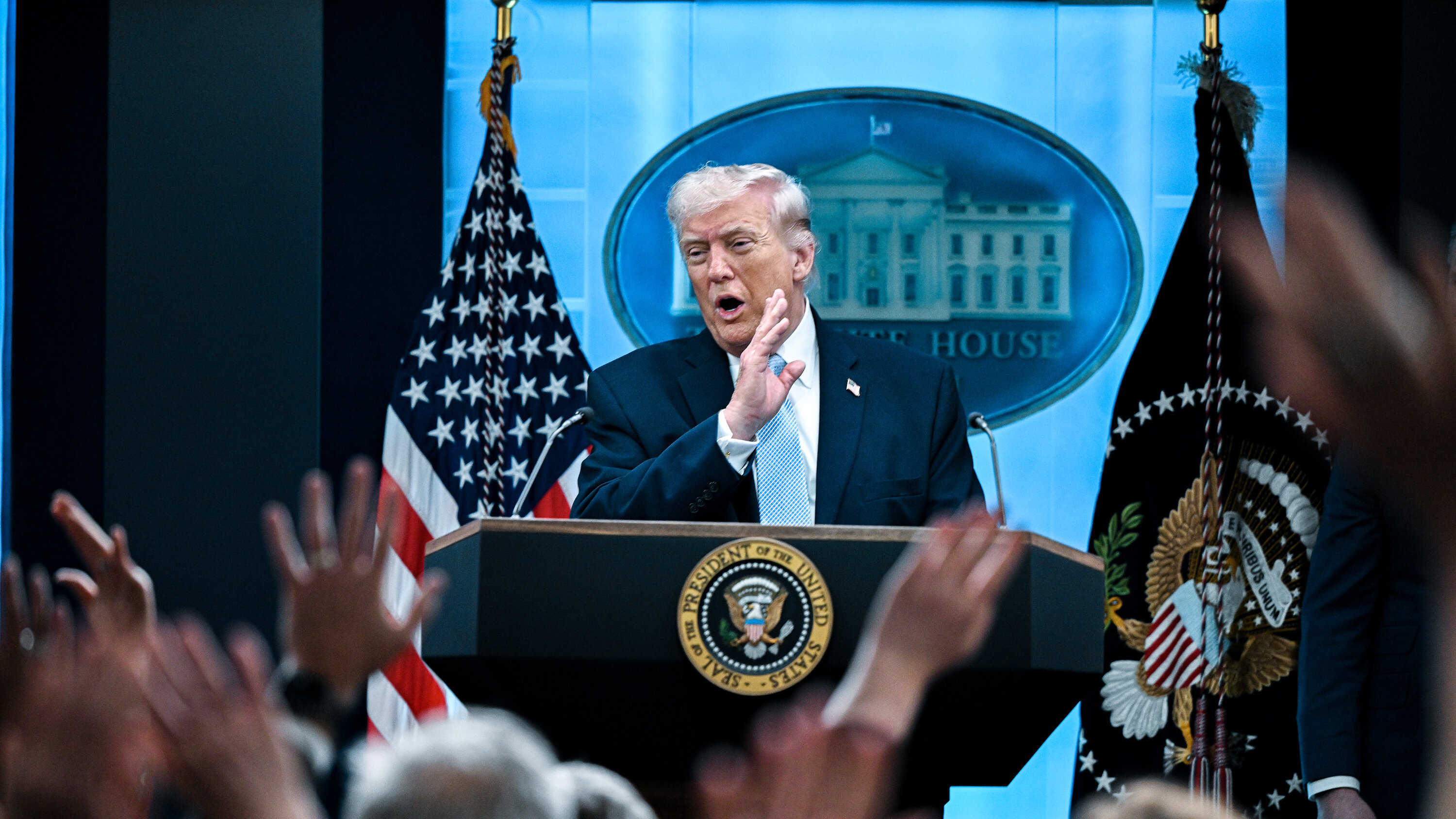 Tramp CNN-i saxta İran bəyanatı yaymaqda ittiham edib