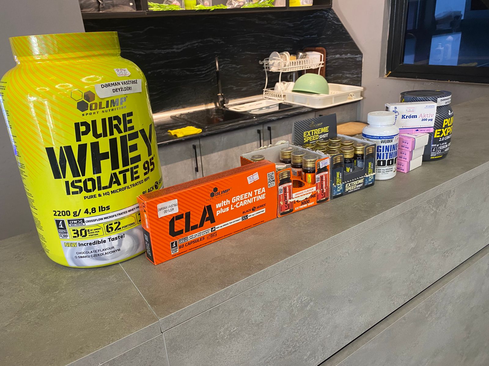 İdman qidalarının satışı mağazalarında və idman zallarında monitorinqlər keçirilir