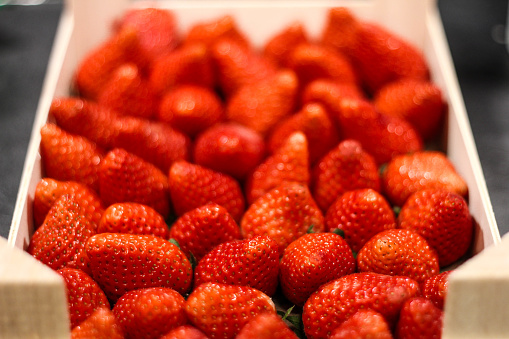 Cəlilabadda çiyələk təsərrüfatında monitorinq keçirilib