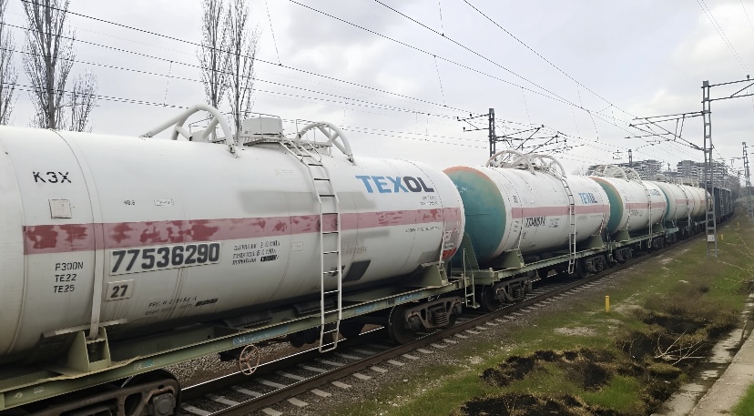 Azərbaycan Ermənistana 887 ton dizel göndərir