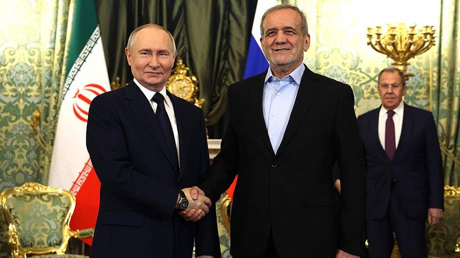 Putin ilə Pezeşkian arasında telefon danışığı olub