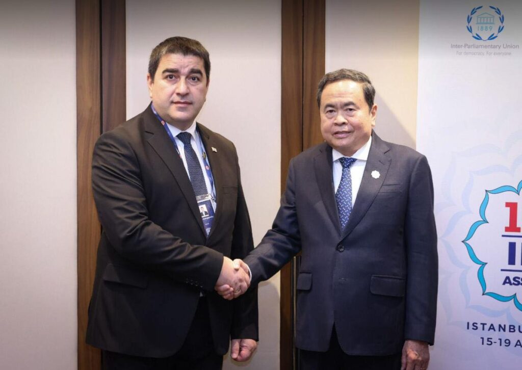 Şalva Papuaşvili Vyetnam Milli Assambleyasının sədri ilə görüşüb