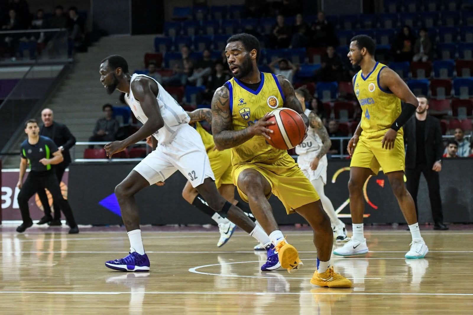 ABL: "Gəncə" "Ordu"nu məğlub etdi 