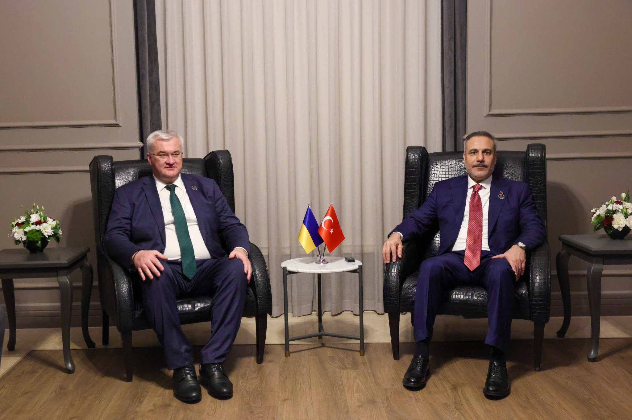 Türkiyə və Ukrayna XİN rəhbərləri görüşüb