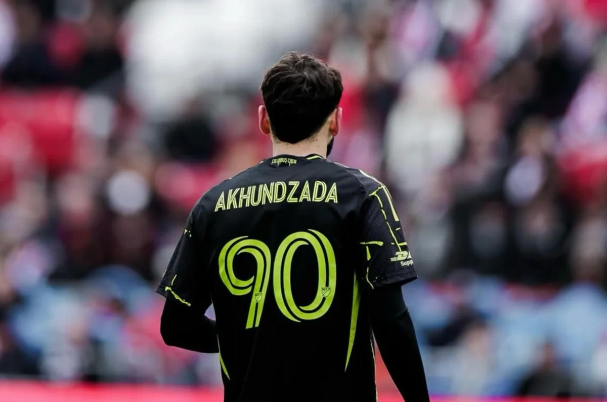 Nəriman Axundzadəli "Kolambus Kryu" məğlub oldu 