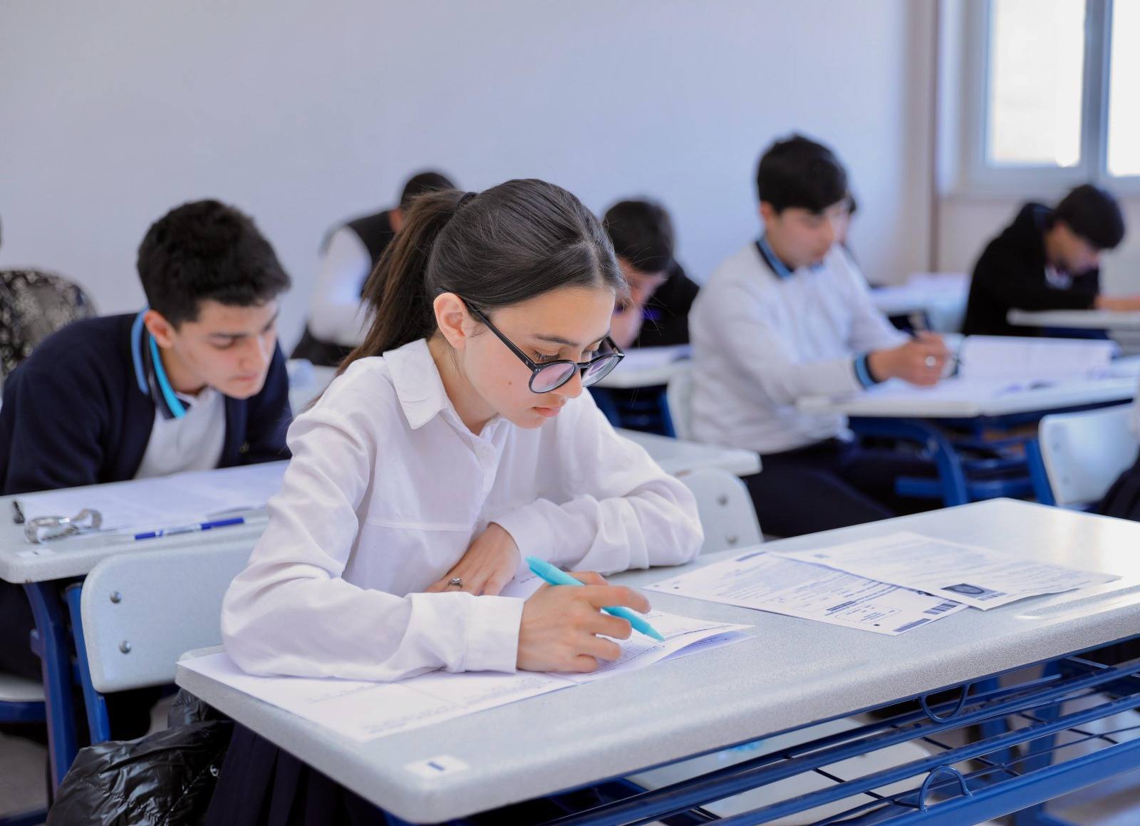 Naxçıvanda buraxılış imtahanı keçirilib