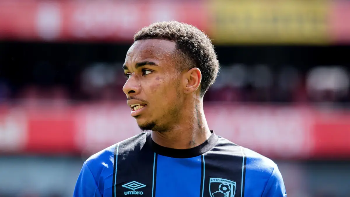 "Mançester Yunayted" fransalı hücumçu ilə maraqlanır 