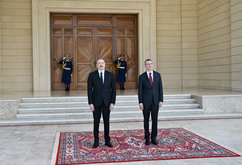 Latviya Prezidentinin rəsmi qarşılanma mərasimi olub