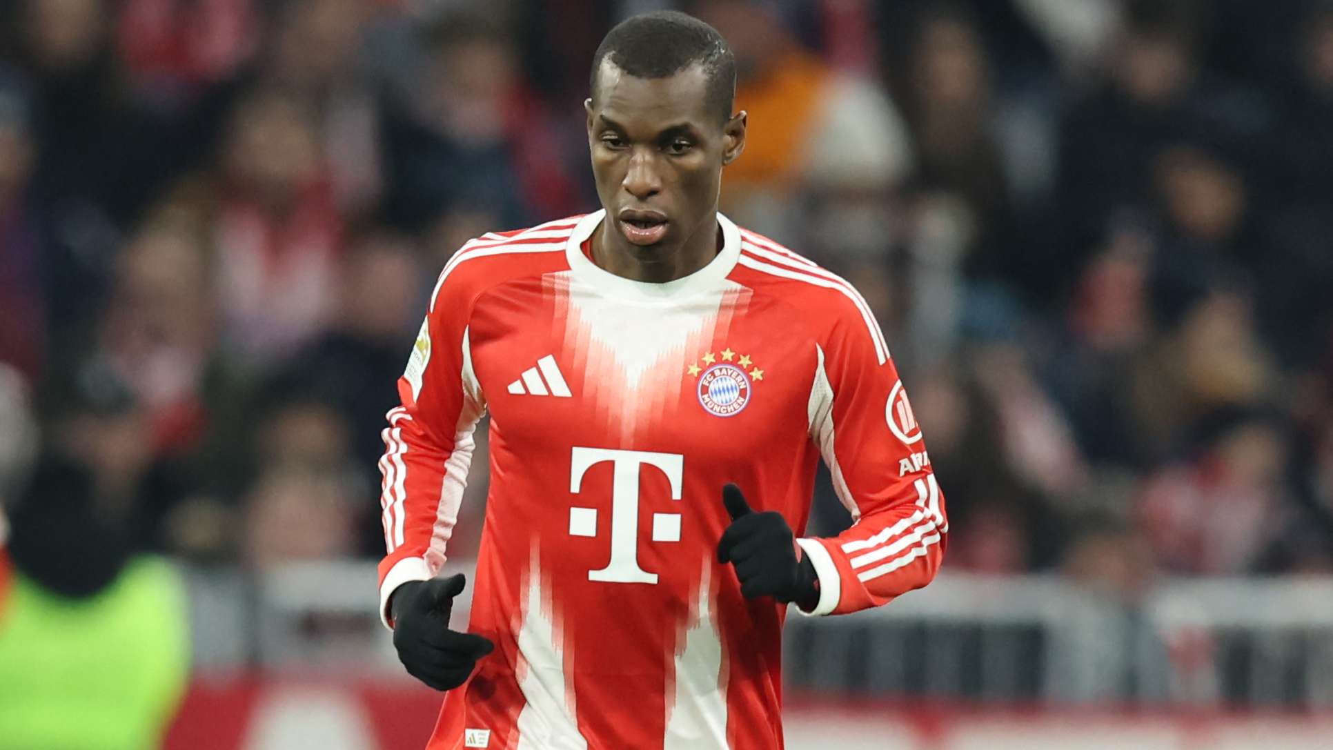 "Bavariya" "Çelsi"nin hücumçusunu komandada saxlamayacaq