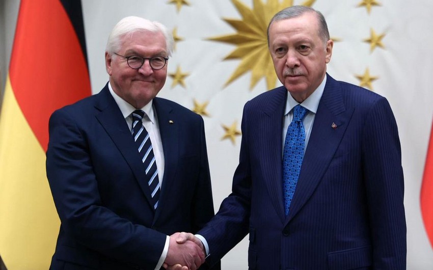 Ərdoğan almaniyalı həmkarı ilə danışıb