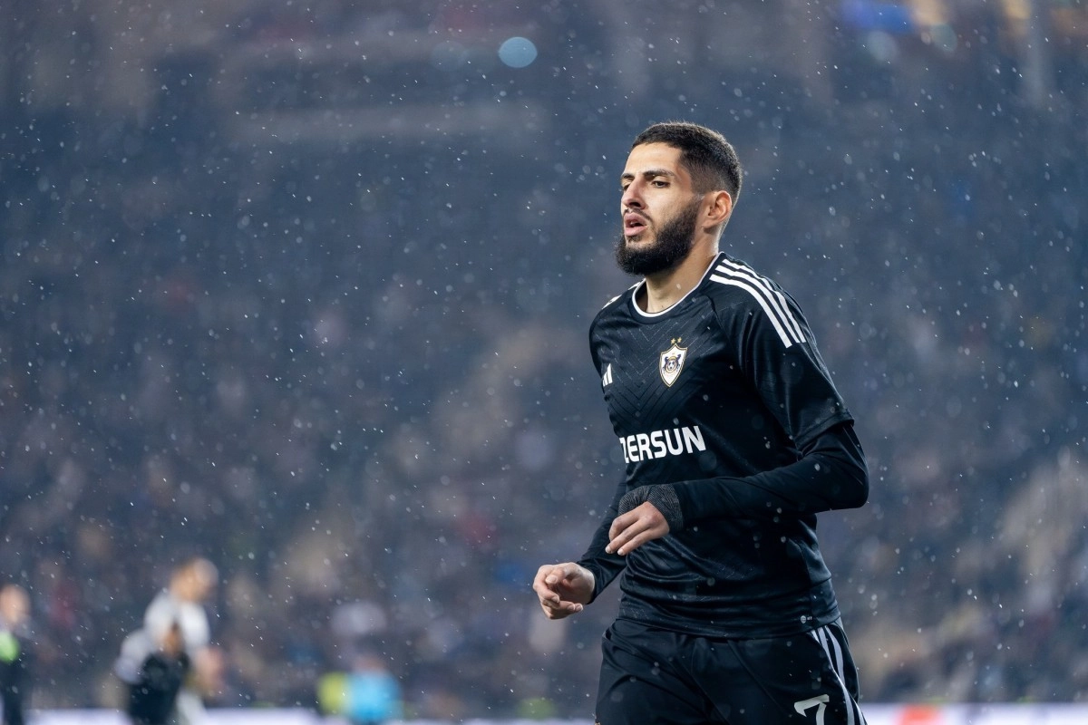 "Qarabağ"ın sabiq futbolçusu "Sabah"la matçdakı hakimliklə bağlı paylaşım edib 