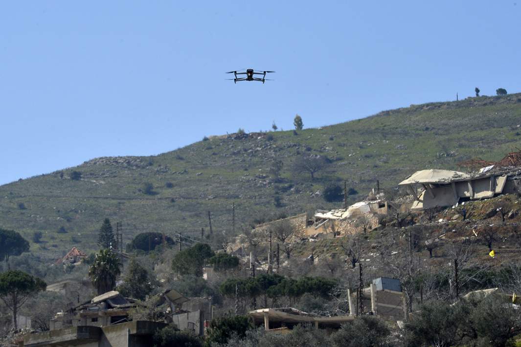 İsrail pilotsuz təyyarələri Livanın cənubuna zərbələr endirib