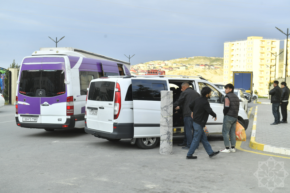 Xocavənd şəhərinə, Qırmızı Bazar qəsəbəsinə və Xanoba kəndinə növbəti köç karvanları yola salınıb